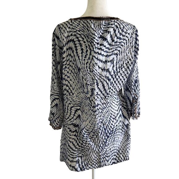 Soft Surroundings Shirt SZM Graphic Print Tunic Beaded V-neck Tie Front - Picture 2 of 10